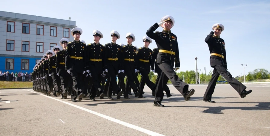 В Мурманске состоялся второй выпуск филиала Нахимовского училища