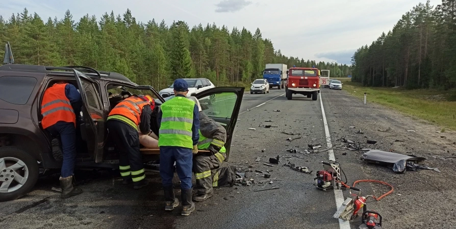 Два человека из Мурманска погибли в жутком ДТП в Карелии