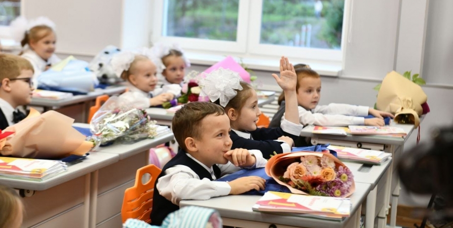 В школы Мурманской области сегодня пошли 8,5 тысячи первоклассников