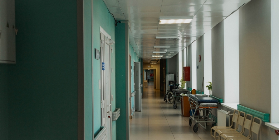 В больнице при колонии в Мурмашах нарушили порядок хранения медотходов