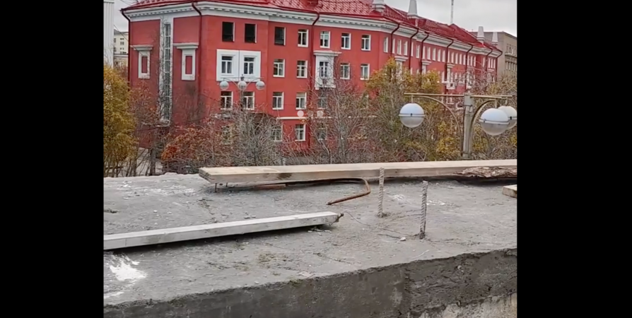Завершается утепление контура реконструируемого «Большевика» в Кировске