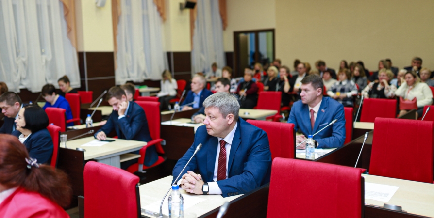 Депутаты единогласно приняли изменения в Устав города: в Мурманске будет один глава