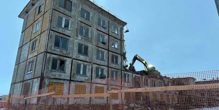 В гарнизоне Заозерск до конца года снесут три аварийных здания