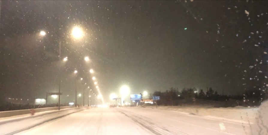 Протяженность освещенных участков трассы в Мурманской области превысила ...