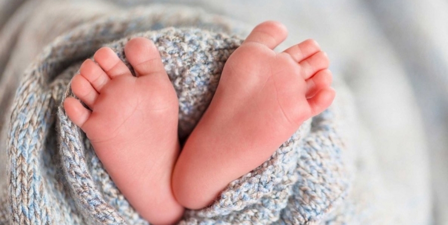В 2024 году в Мурманской области первой родилась девочка