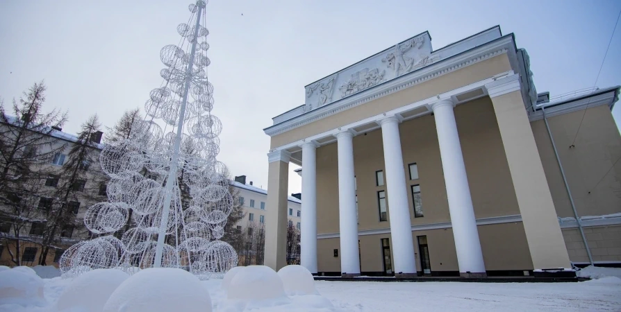 В театре Мурманска покажут комедию о любви