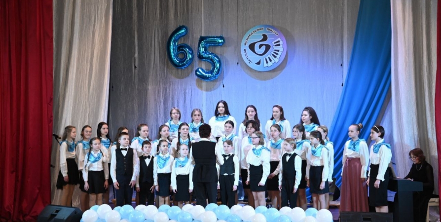 Детская музыкальная школа №6 Мурманска отмечает 65-летие