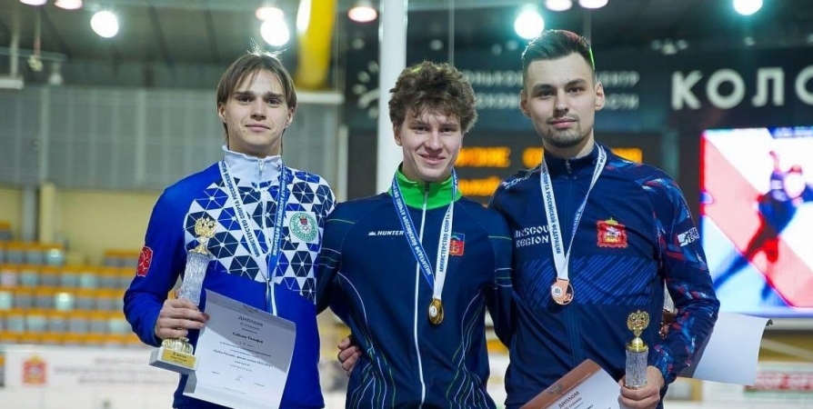 Оленегорец взял золото Кубка России по конькобежному спорту