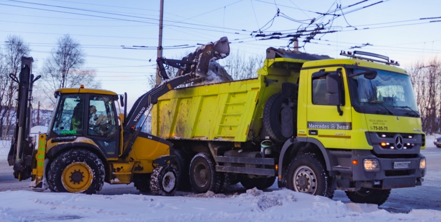 В Мурманске из-за уборки снега запретят движение и парковку транспорта