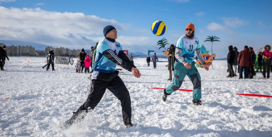 В Мончегорске сыграют в пляжный волейбол на снегу