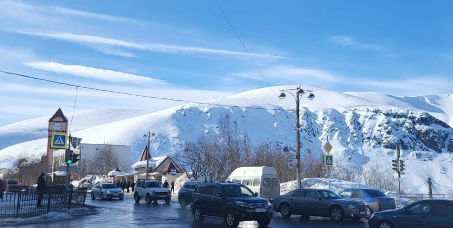 Две дороги отремонтируют в Кировске в этом году