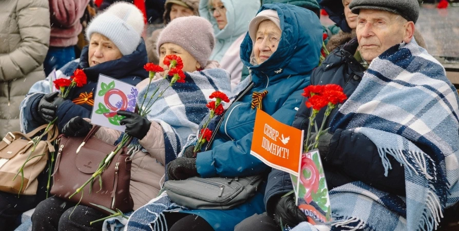 22 ветерана в Заполярье получили по 10 тыс. рублей ко Дню Победы