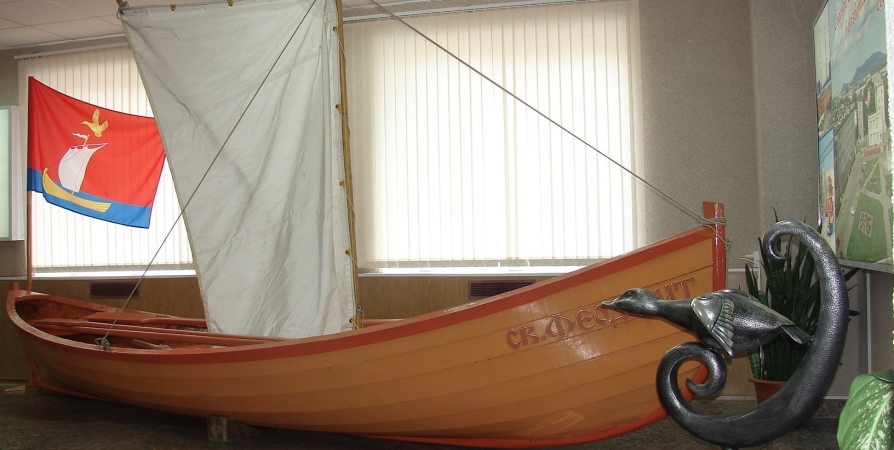 Команда из Кандалакши планирует поход на веслах на карбасе в Умбу