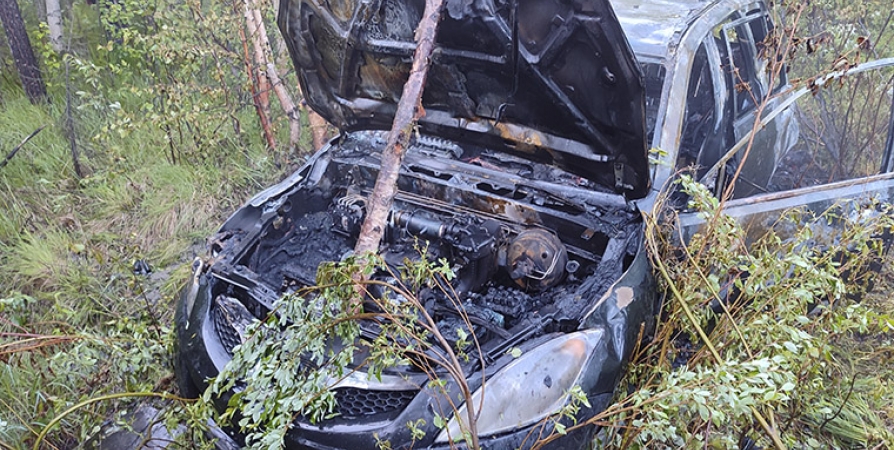 В Апатитах угнали сгоревший автомобиль