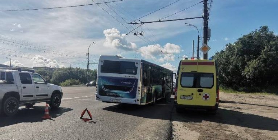 59-летний мурманчанин пострадал при резком торможении автобуса