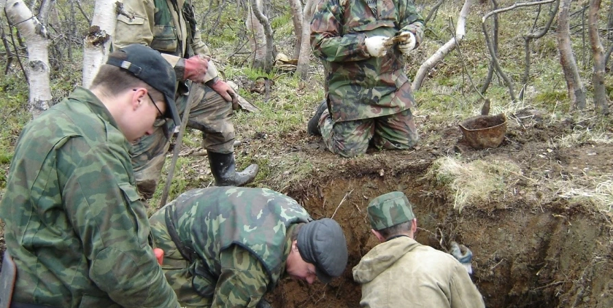 «Сделать, чтоб о подвиге помнили»: отряд «Подводник» 44 года помогает сохранить правду о страшной войне