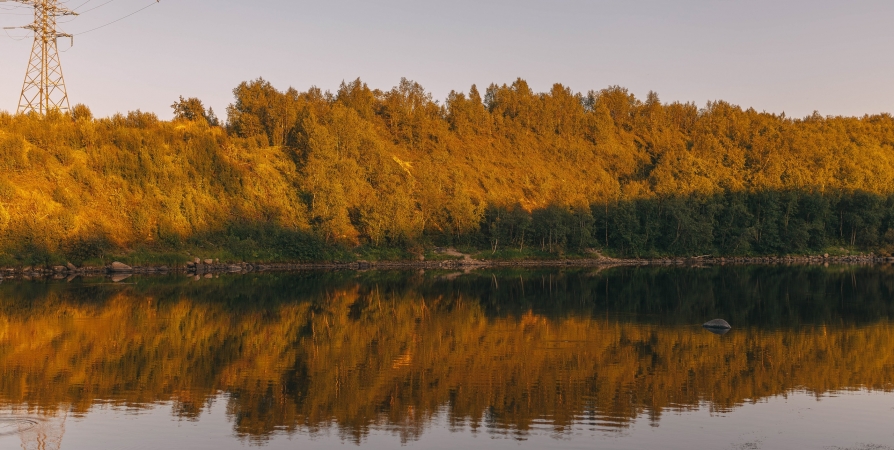 Чистое небо и +25° — лето остается на Кольском полуострове