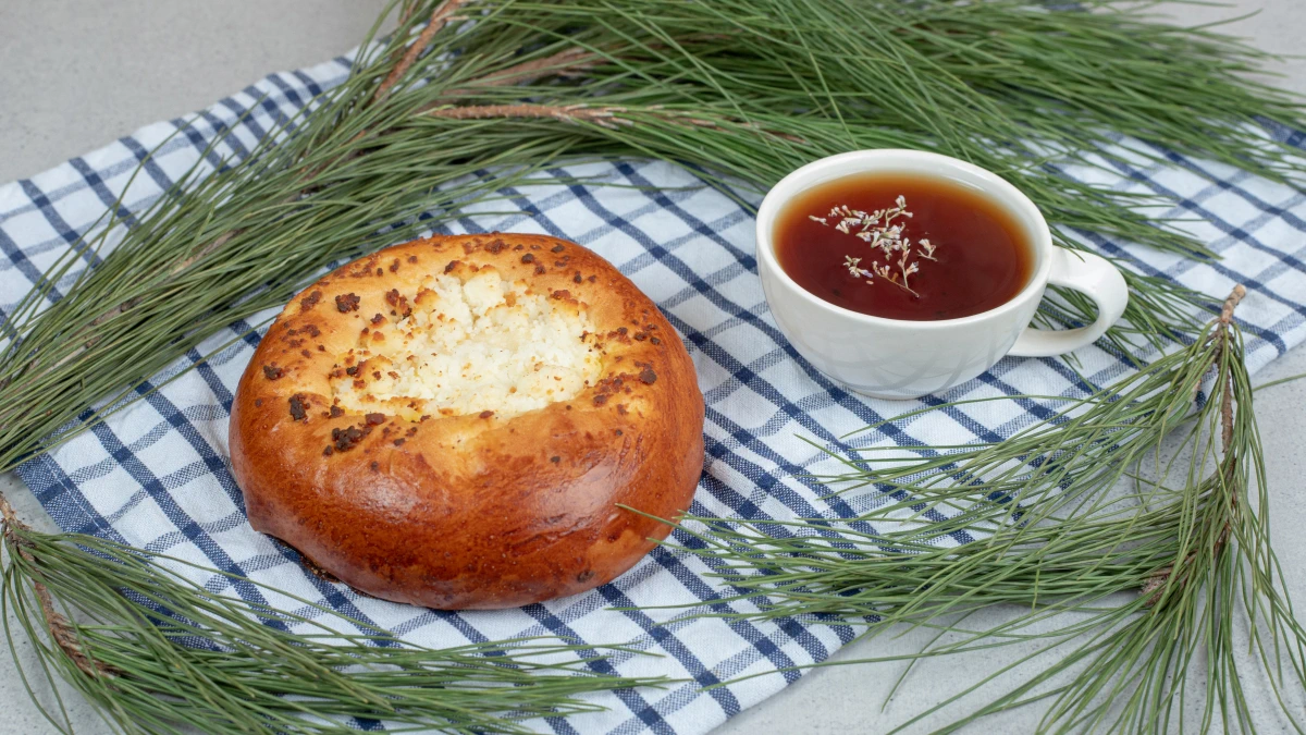 Самые вкусные ватрушки: классический рецепт с творогом и изюмом — выпечка из СССР