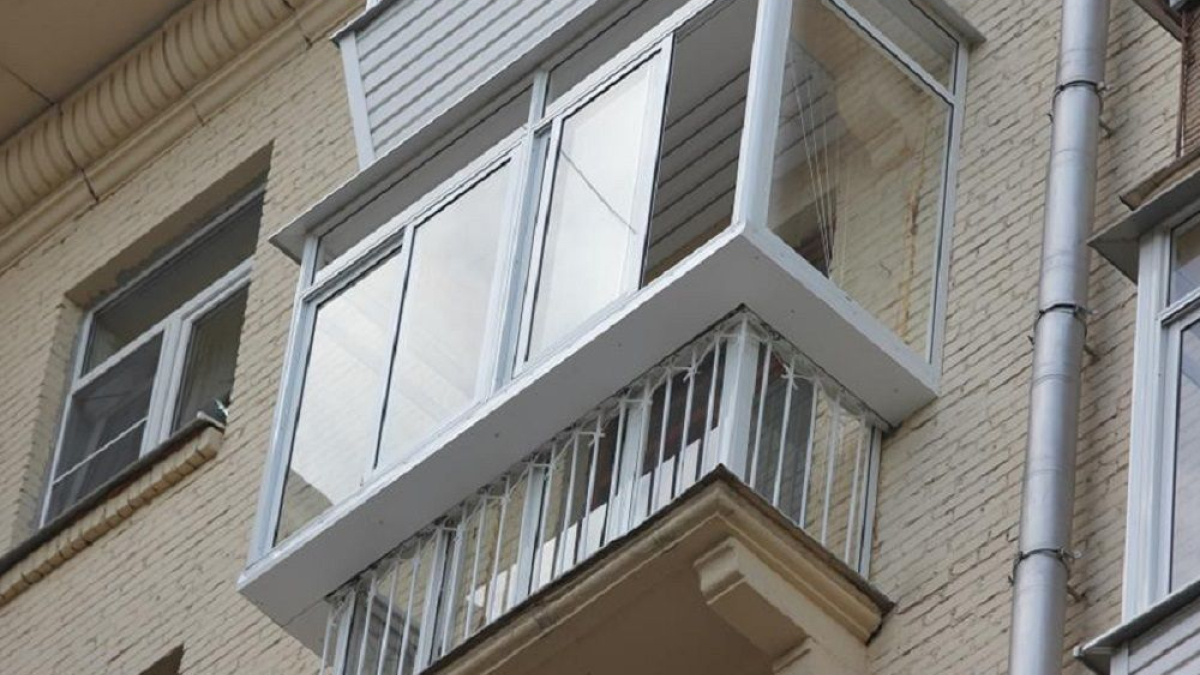 балкон жилого дома