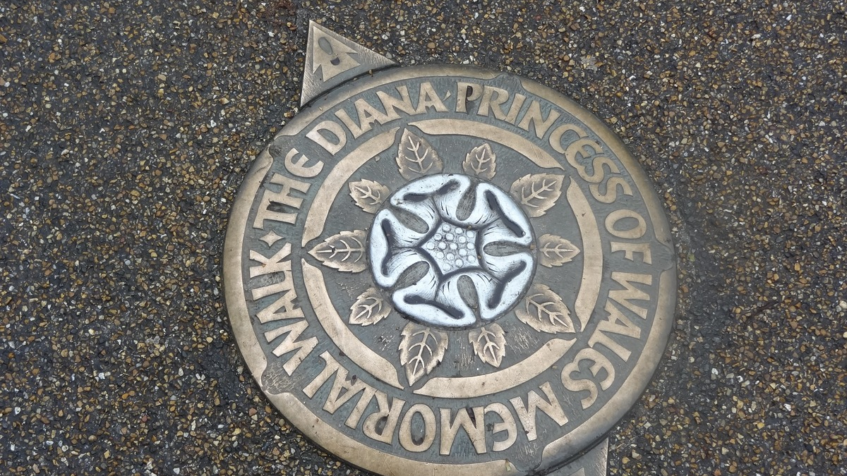 Эмблема принцессы Дианы