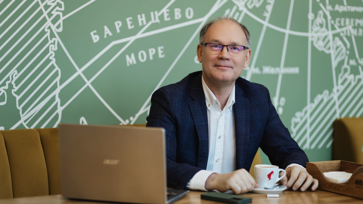 Андрей Милохин в отеле