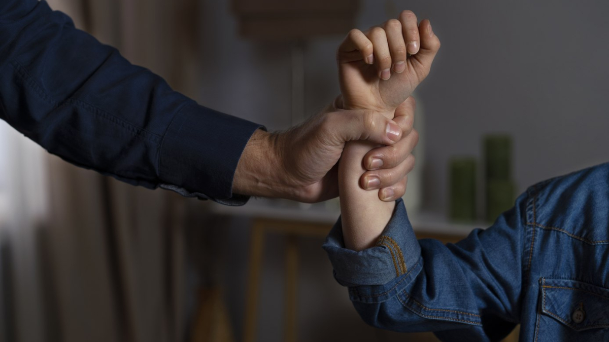 семейное насилие