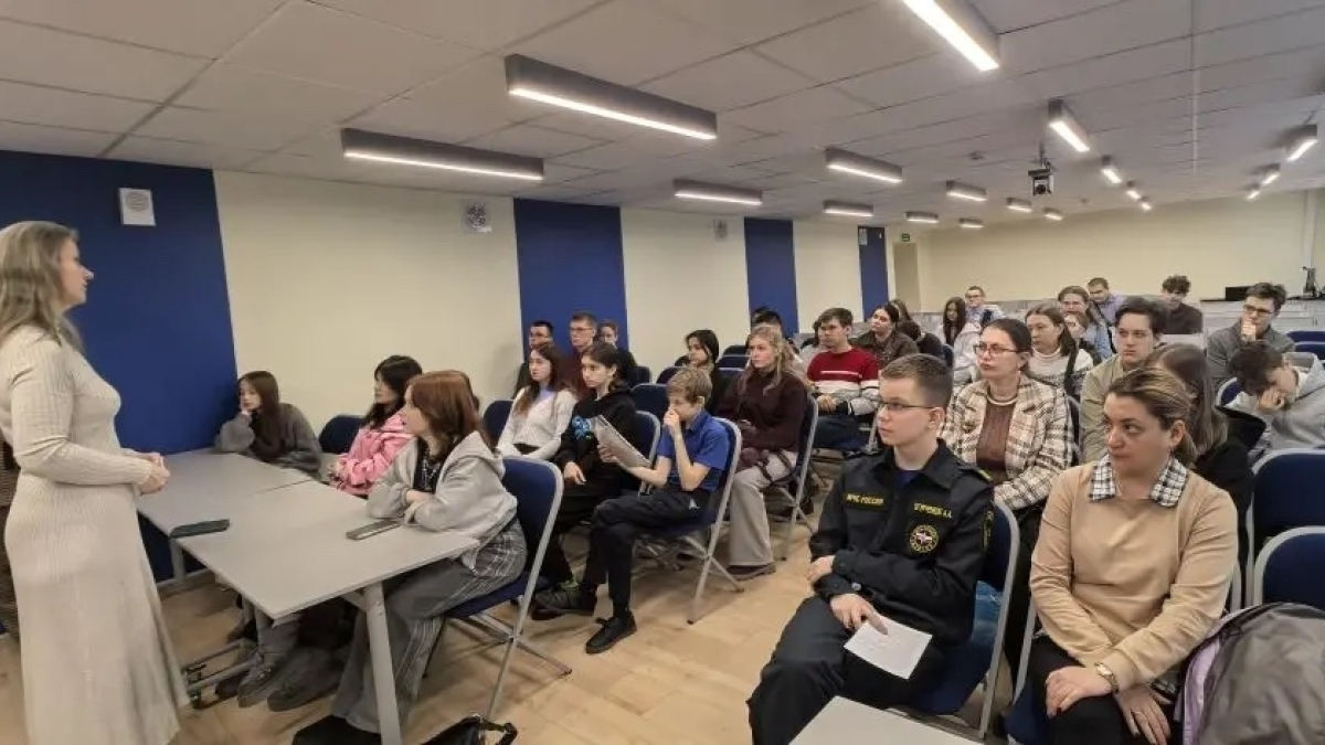 Школьники на олимпиаде