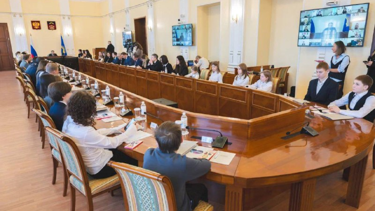 губернатор демография мурманск заседание