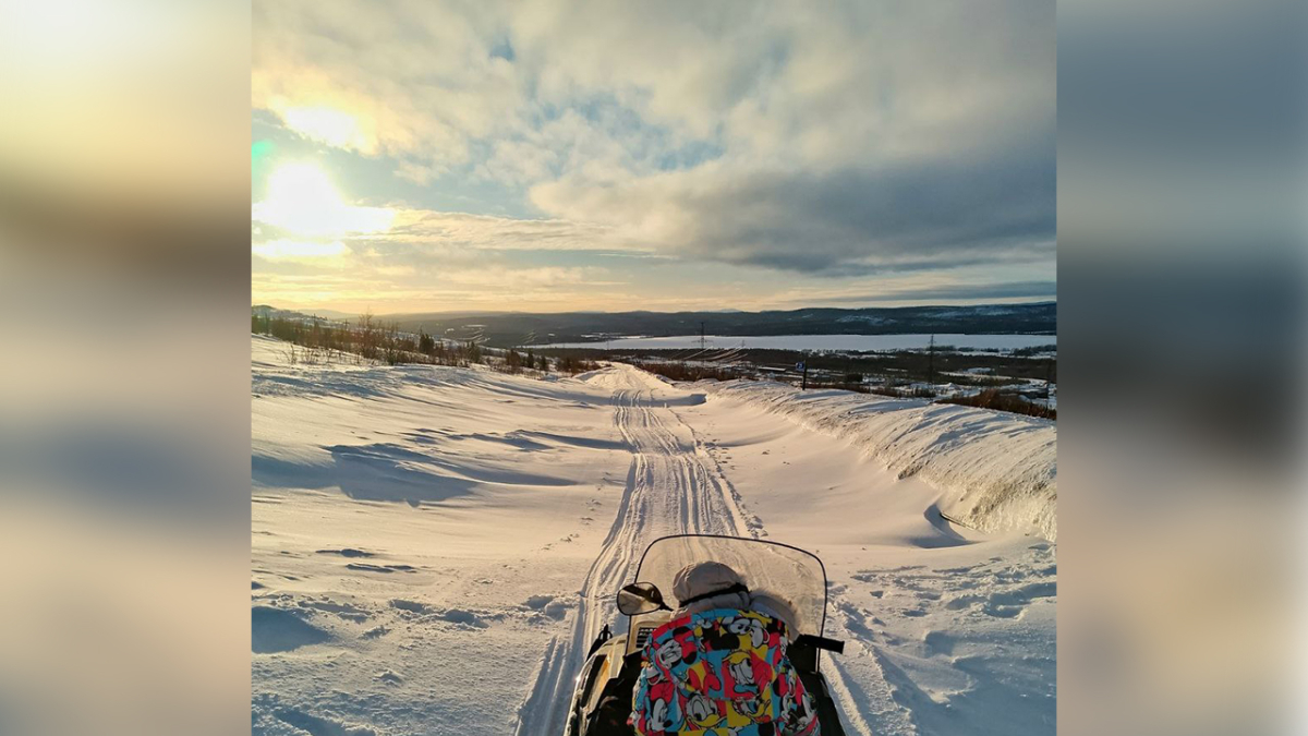Трасса Заполярный-Никель под снегом