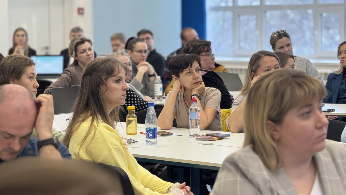 Педагогов познакомили с нейросетями