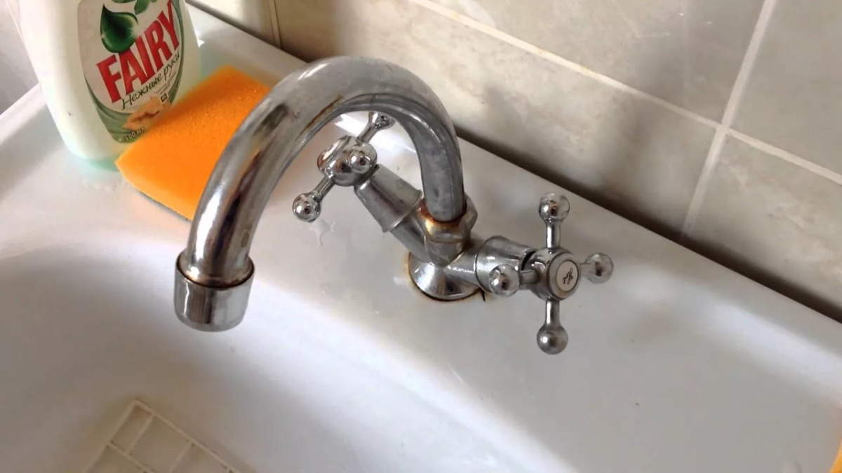 Раковина и смеситель