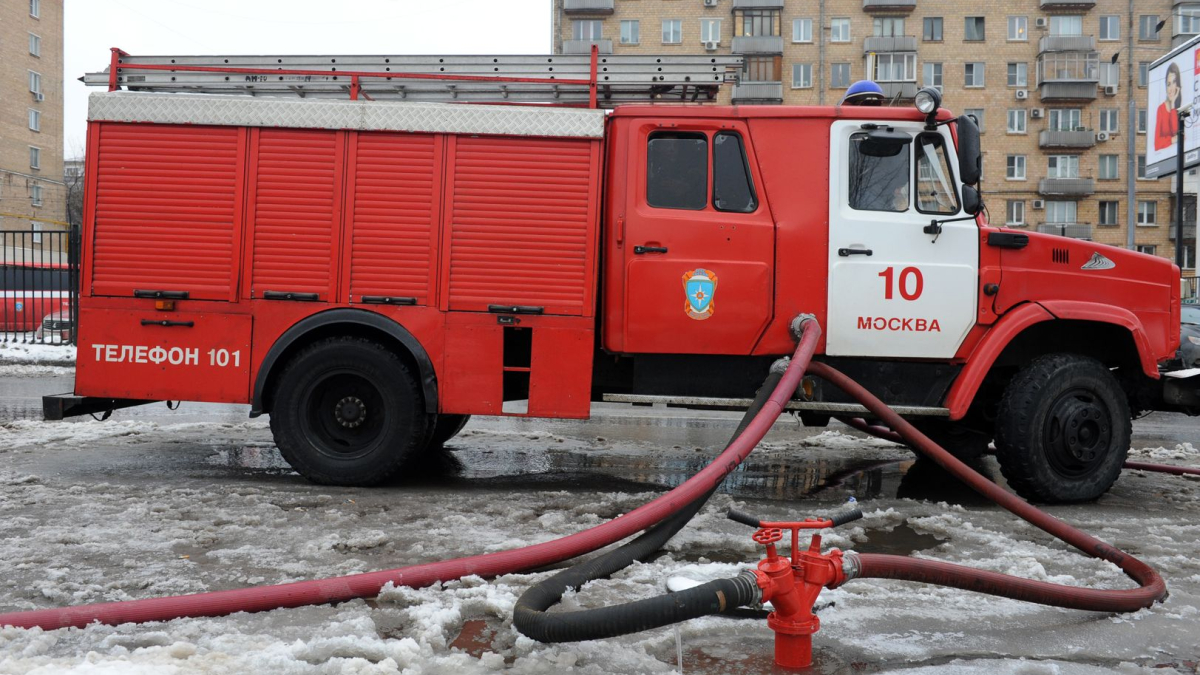 тушение пожара в городе