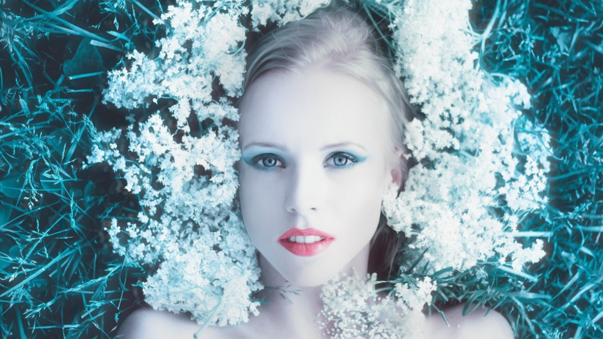 Красивая женщина