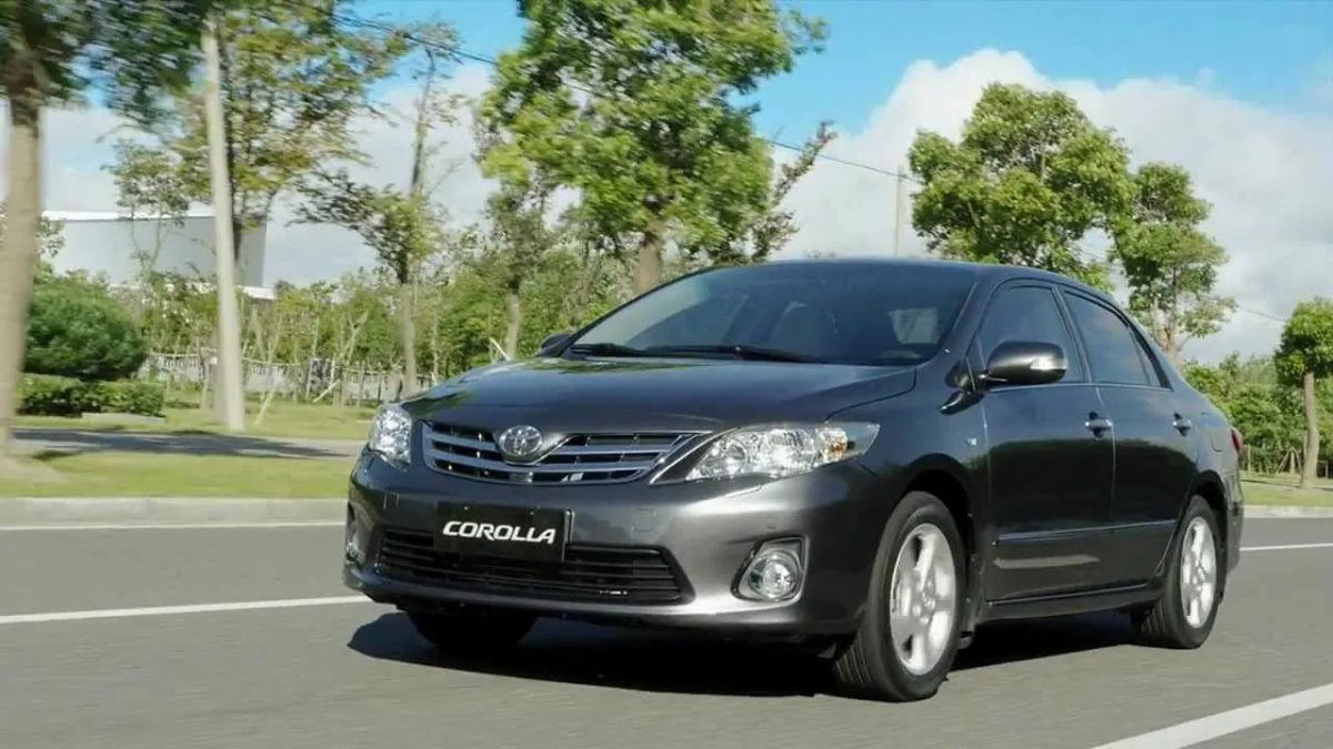 Toyota Corolla на трассе