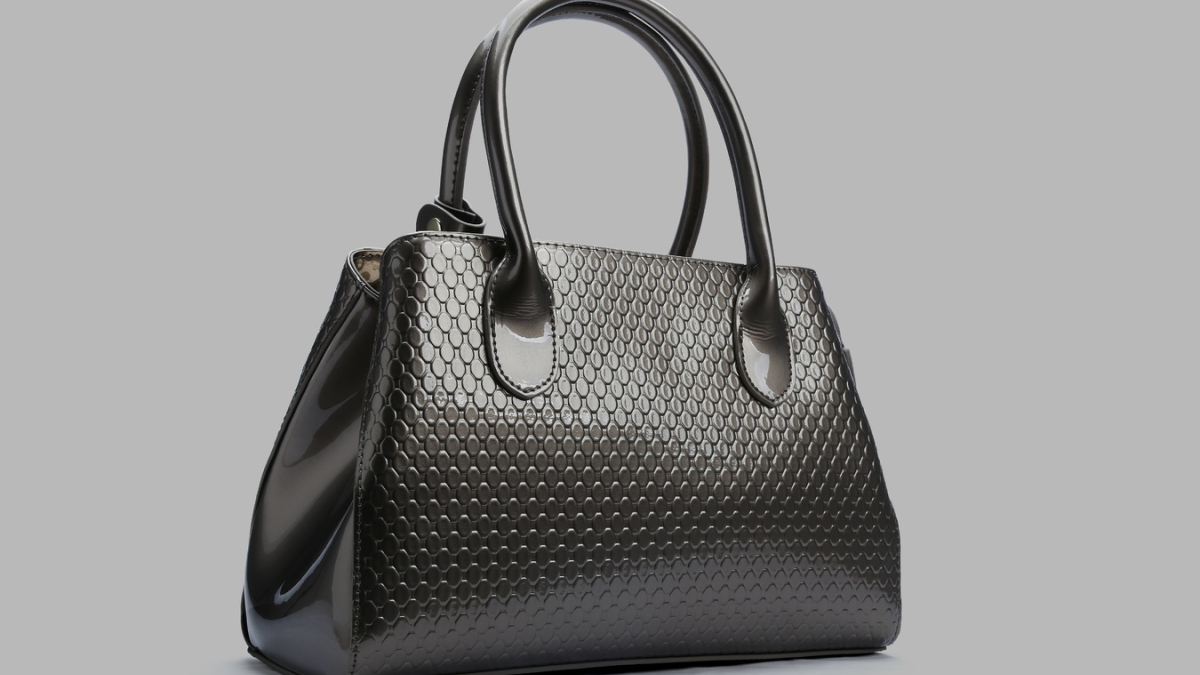 Чёрная сумка