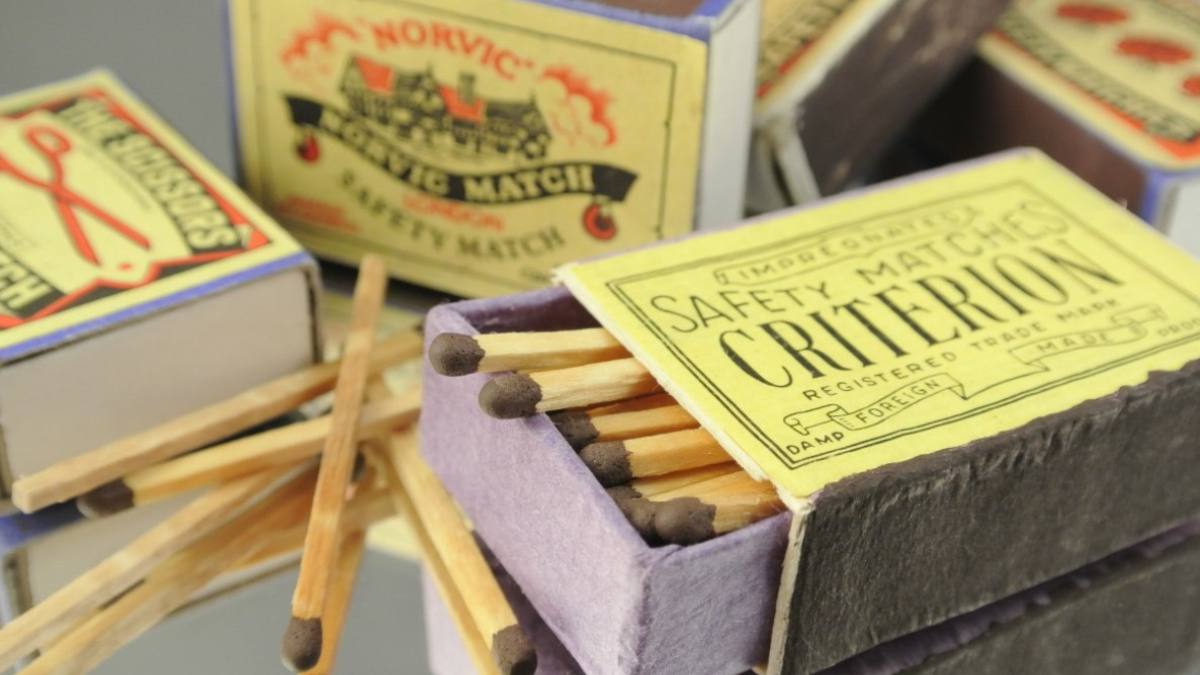 Коробки со спичками