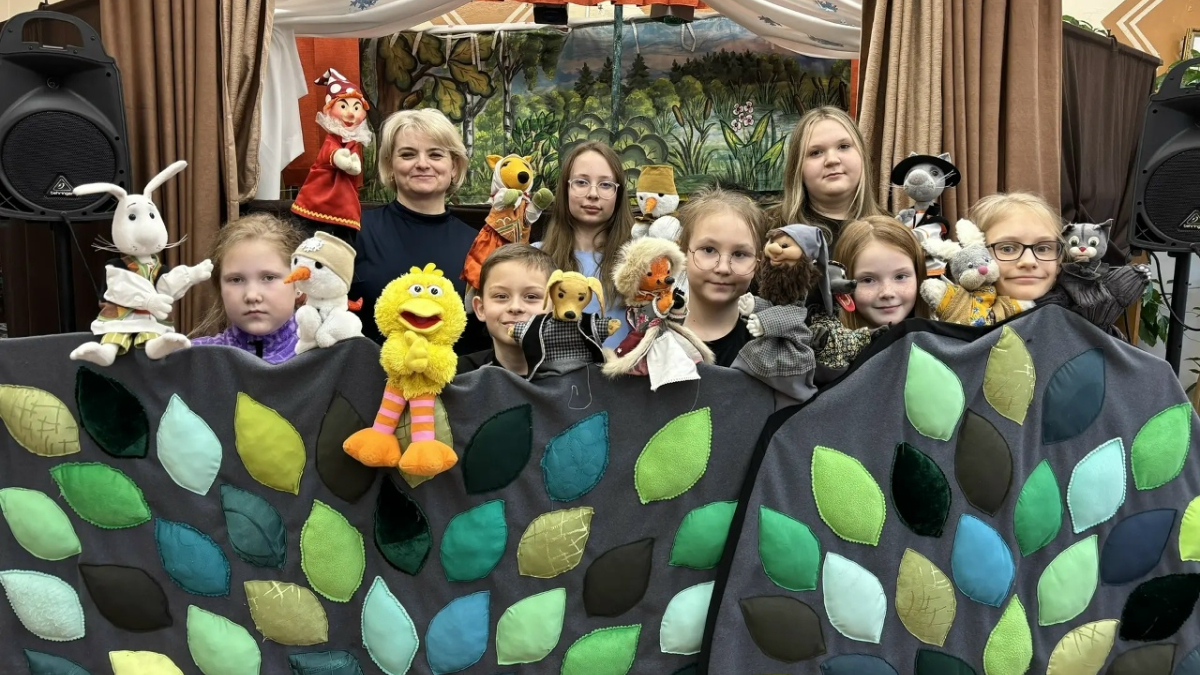 детский кукольный театр полярный