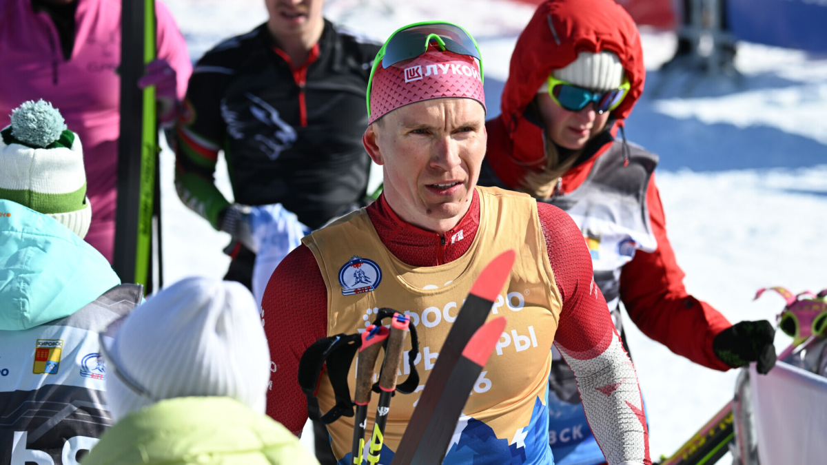 Александр Большунов