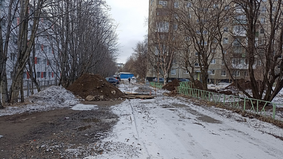 траншея для ремонта теплосетей