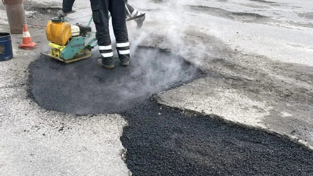В североморске мурманской области кладут асфальт