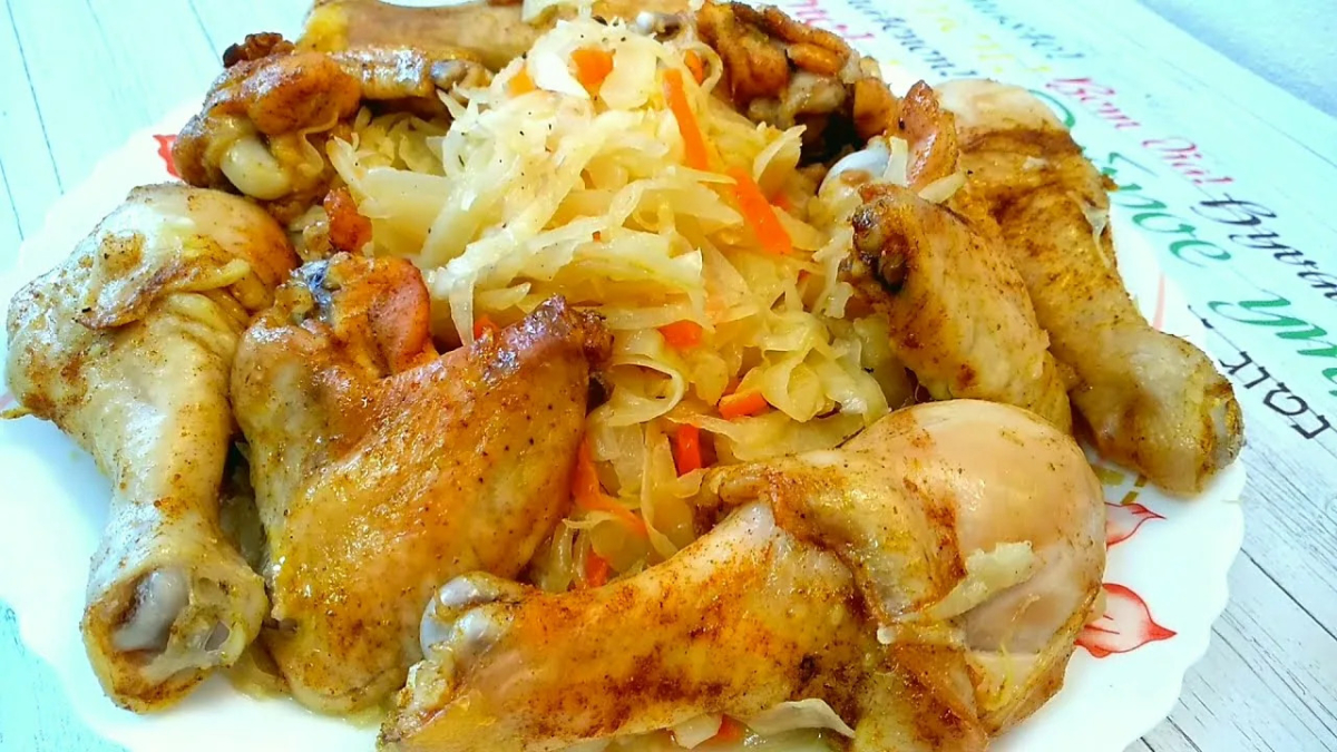 Капуста с курицей в рукаве