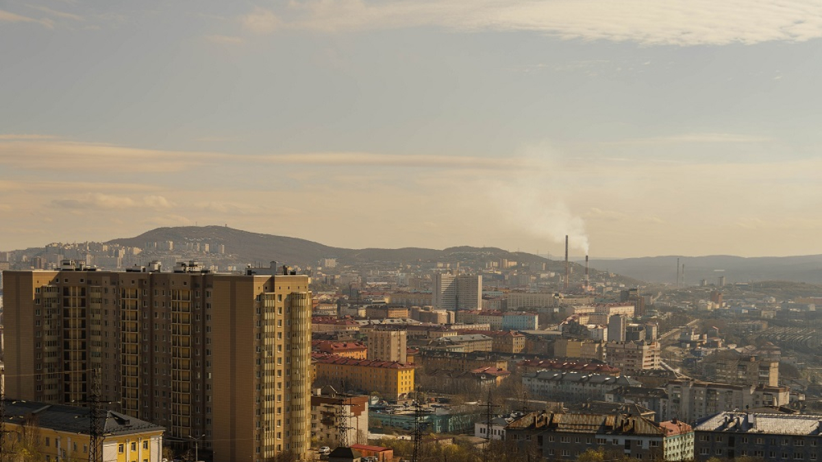 вид весеннего Мурманска