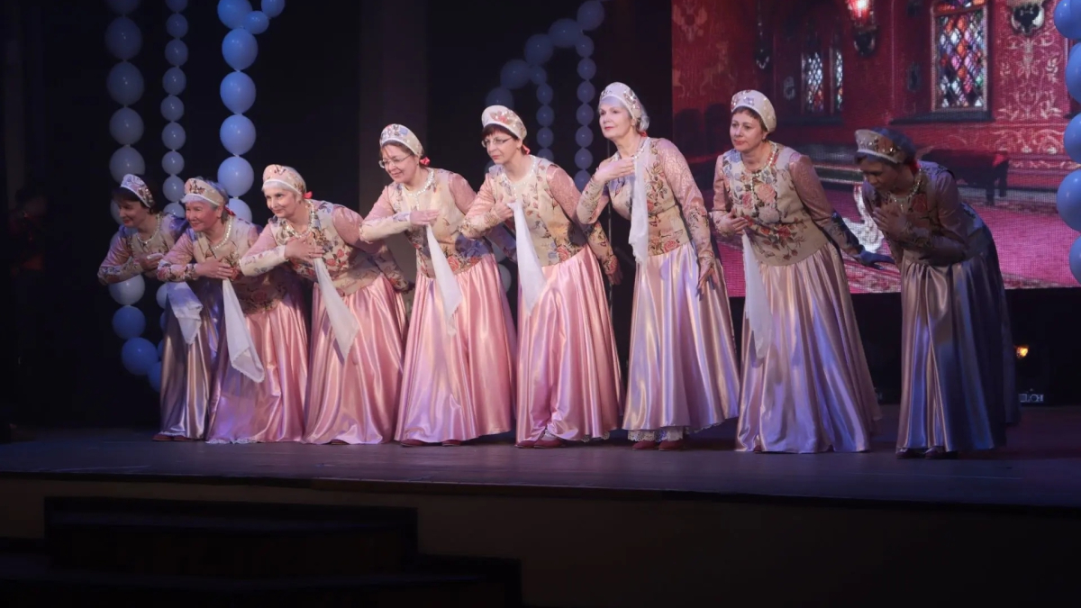 дети во время выступления