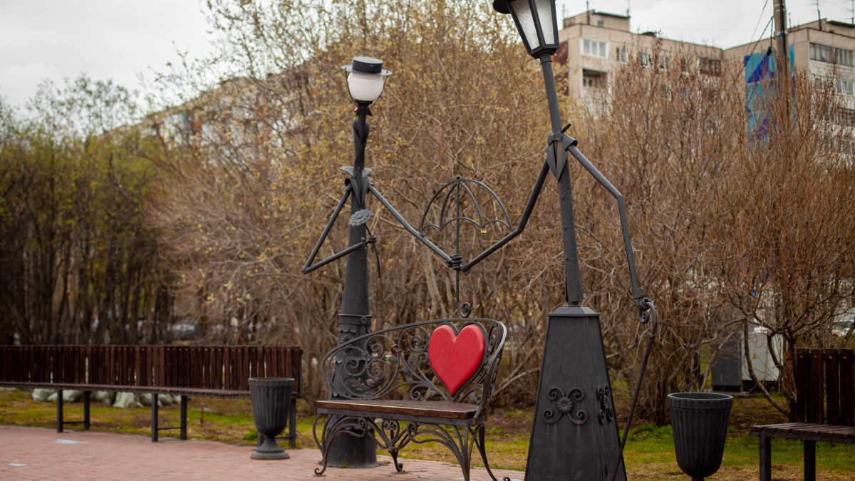 Скамейка влюбленных