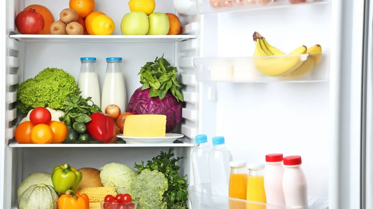 продукты в холодильнике