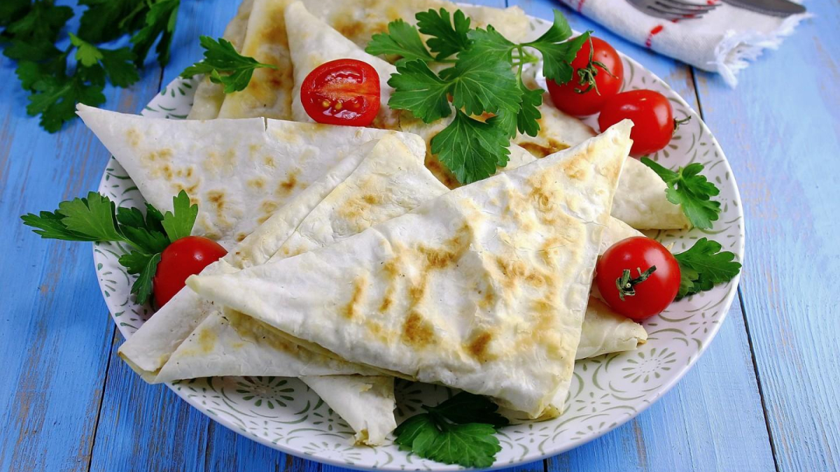 чебуреки из лаваша