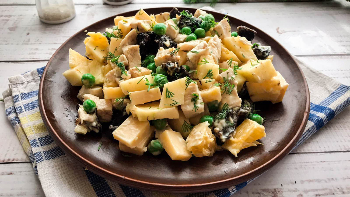 салат из курицы и апельсинов