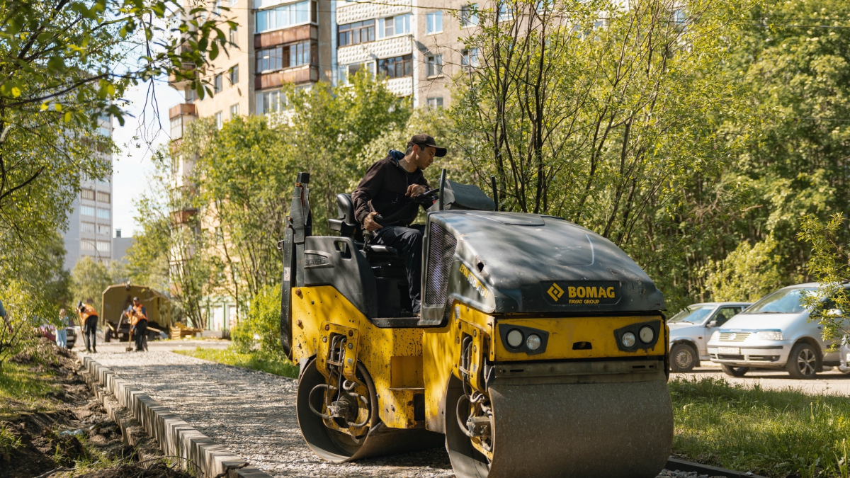 Асфальтирование улицы