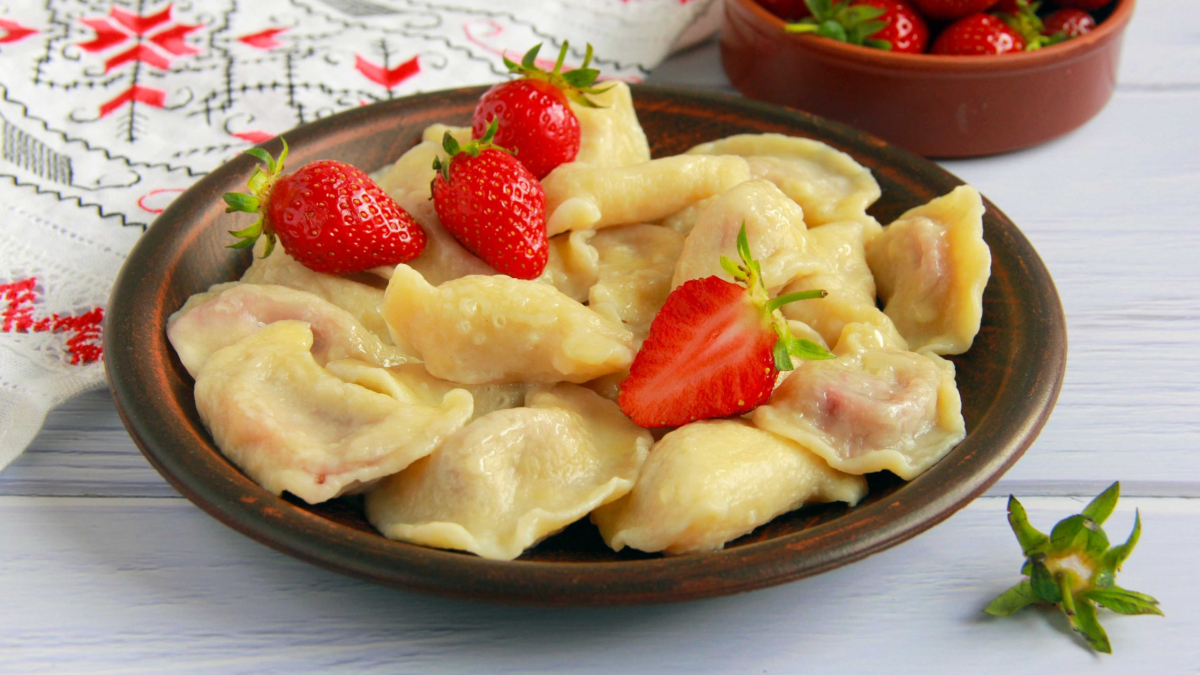 вареники с клубникой