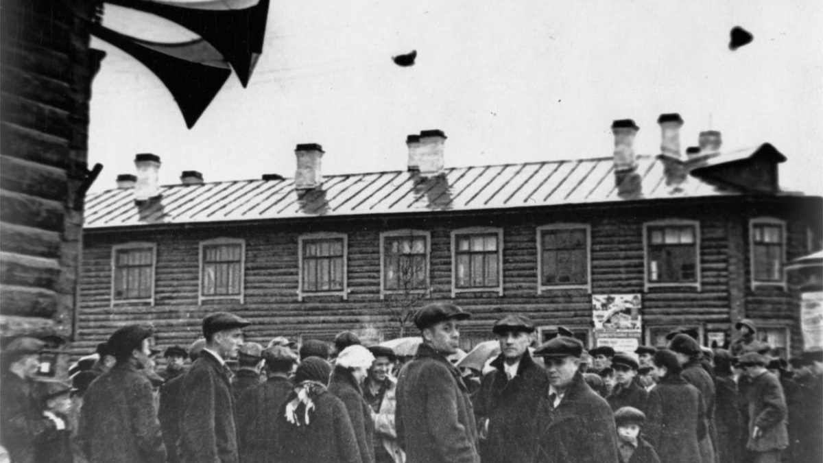 Ретроснимок о Мурманске